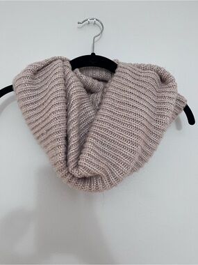 H&M Ribbed Knit Cowl Scarf - Light Taupe